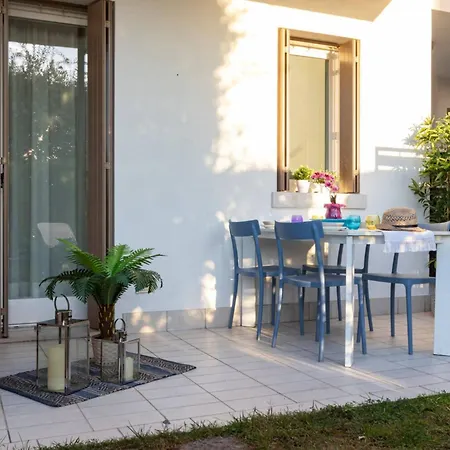 Lovely Flat With Shared Pool And Solarum Apartment *
