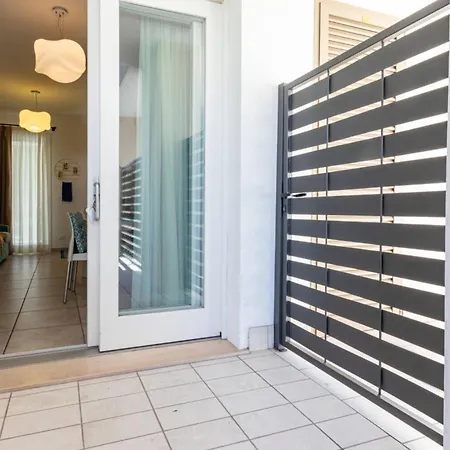 Lovely Flat With Shared Pool And Solarum Bibione