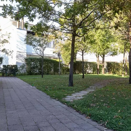 Lovely Flat With Shared Pool And Solarum Bibione